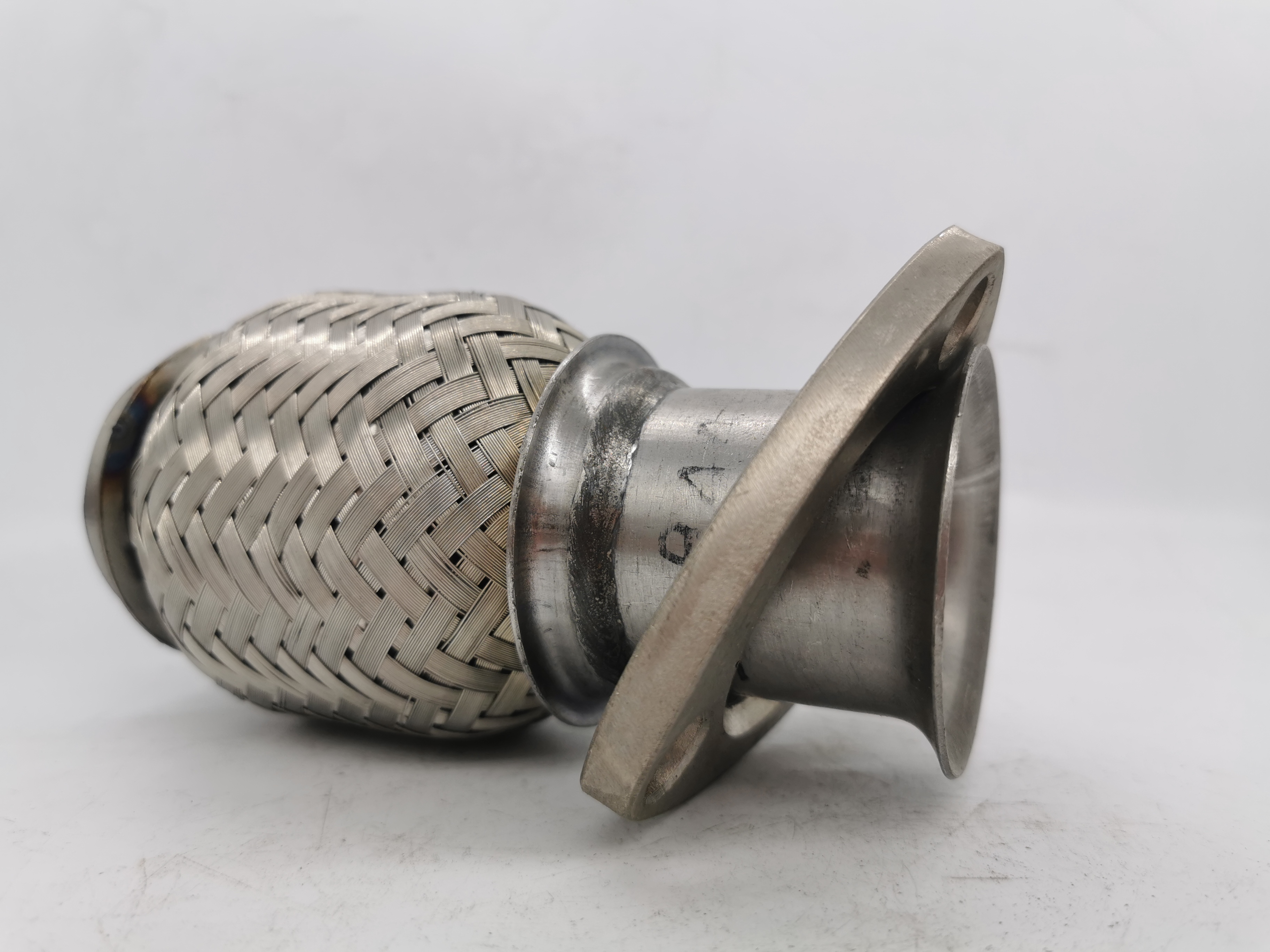 Trumpetshaped end Exhaust corrugated flexible pipe with Movable flange wxhy exhaust